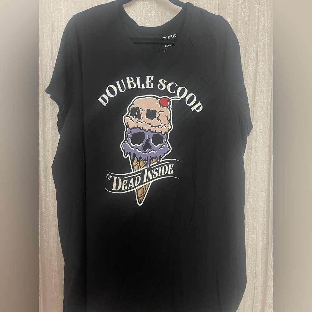 torrid Black Graphic Tee -dead inside